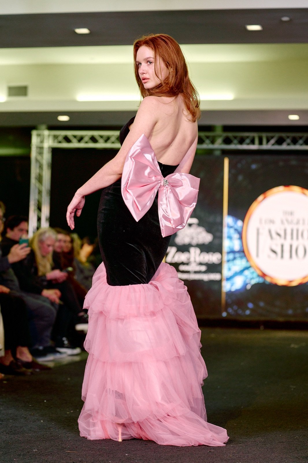 Pink bow and tulle, from behind